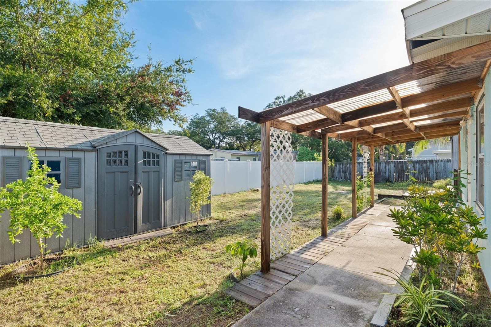 Single Family Residence at 10811 VALENCIA TER, SEMINOLE, photo 18 of 24