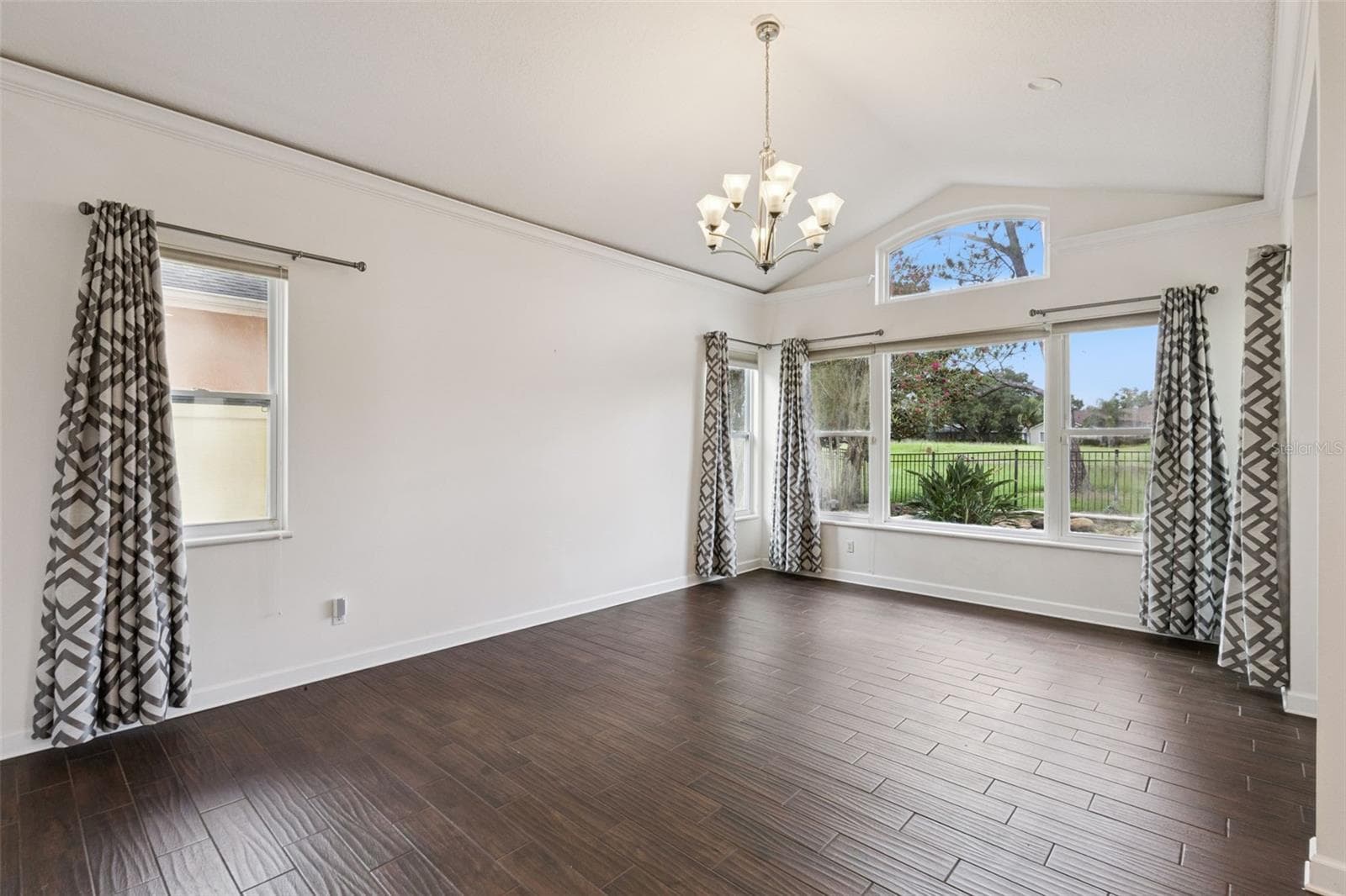 Single Family Residence at 2619 WINDCHIME CT, ORLANDO, photo 7 of 51