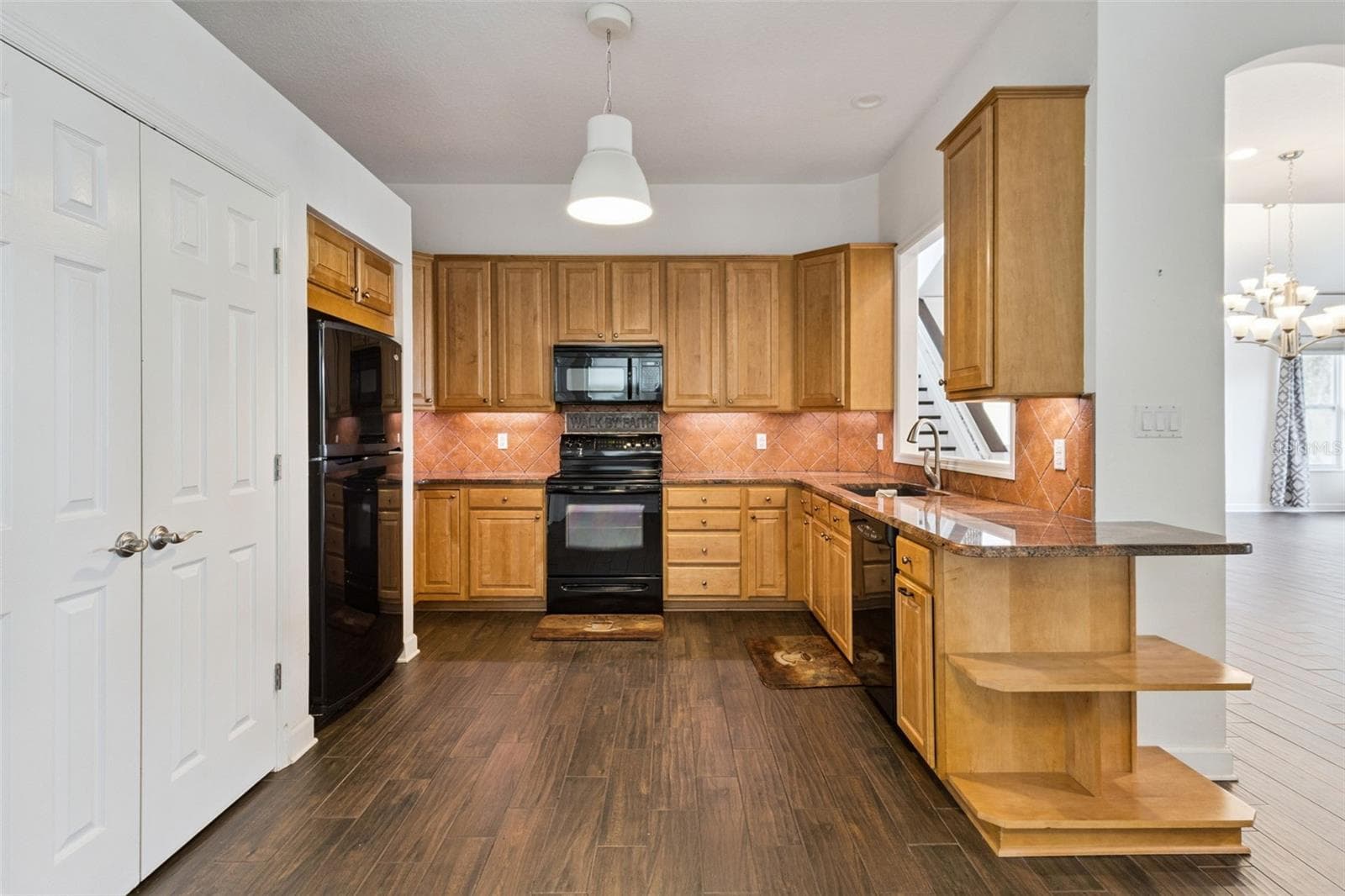 Single Family Residence at 2619 WINDCHIME CT, ORLANDO, photo 17 of 51
