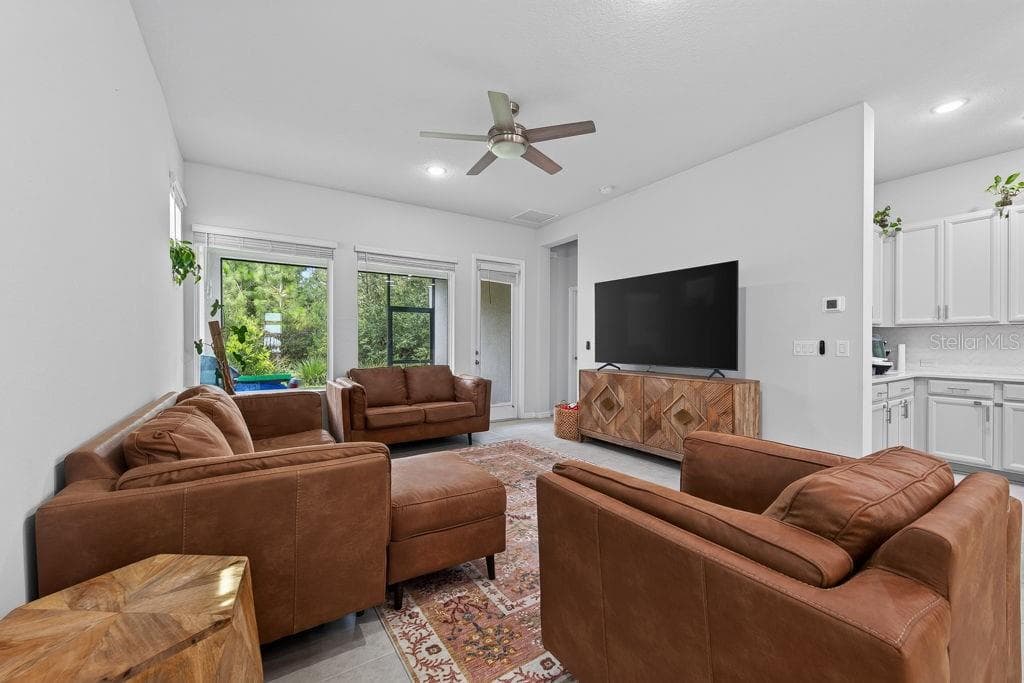 Single Family Residence at 28583 COZY CREEK DR, WESLEY CHAPEL, photo 7 of 66