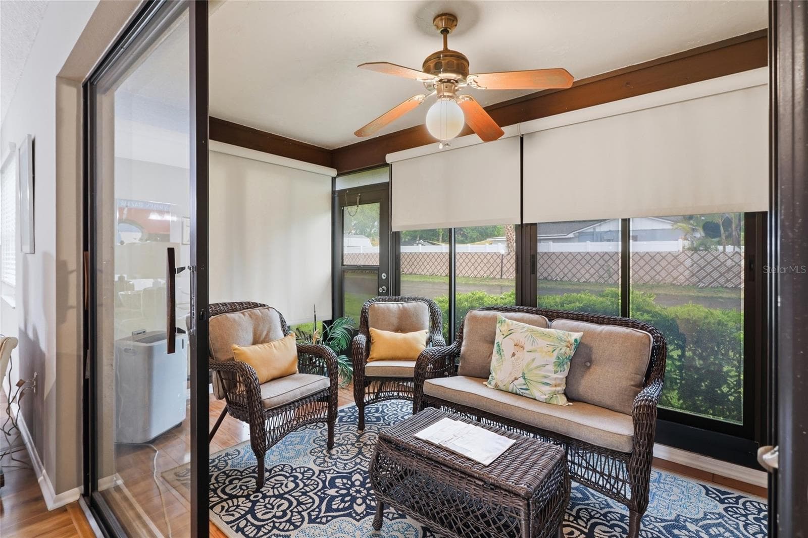 Lanai - 3191 GLEN ELYN BLVD #4, SARASOTA