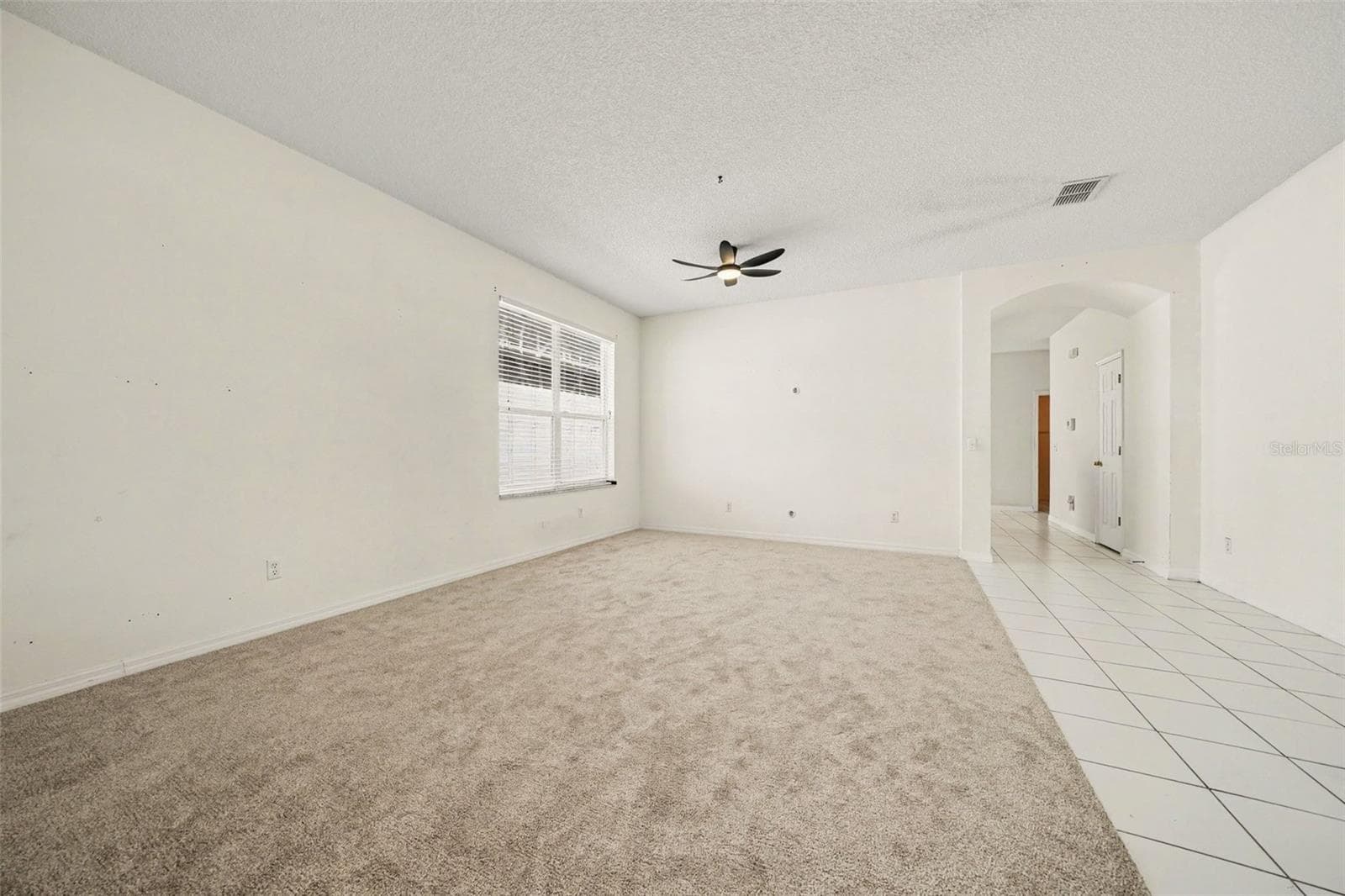 Single Family Residence at 8257 BAYWOOD VISTA DR, ORLANDO, photo 5 of 33