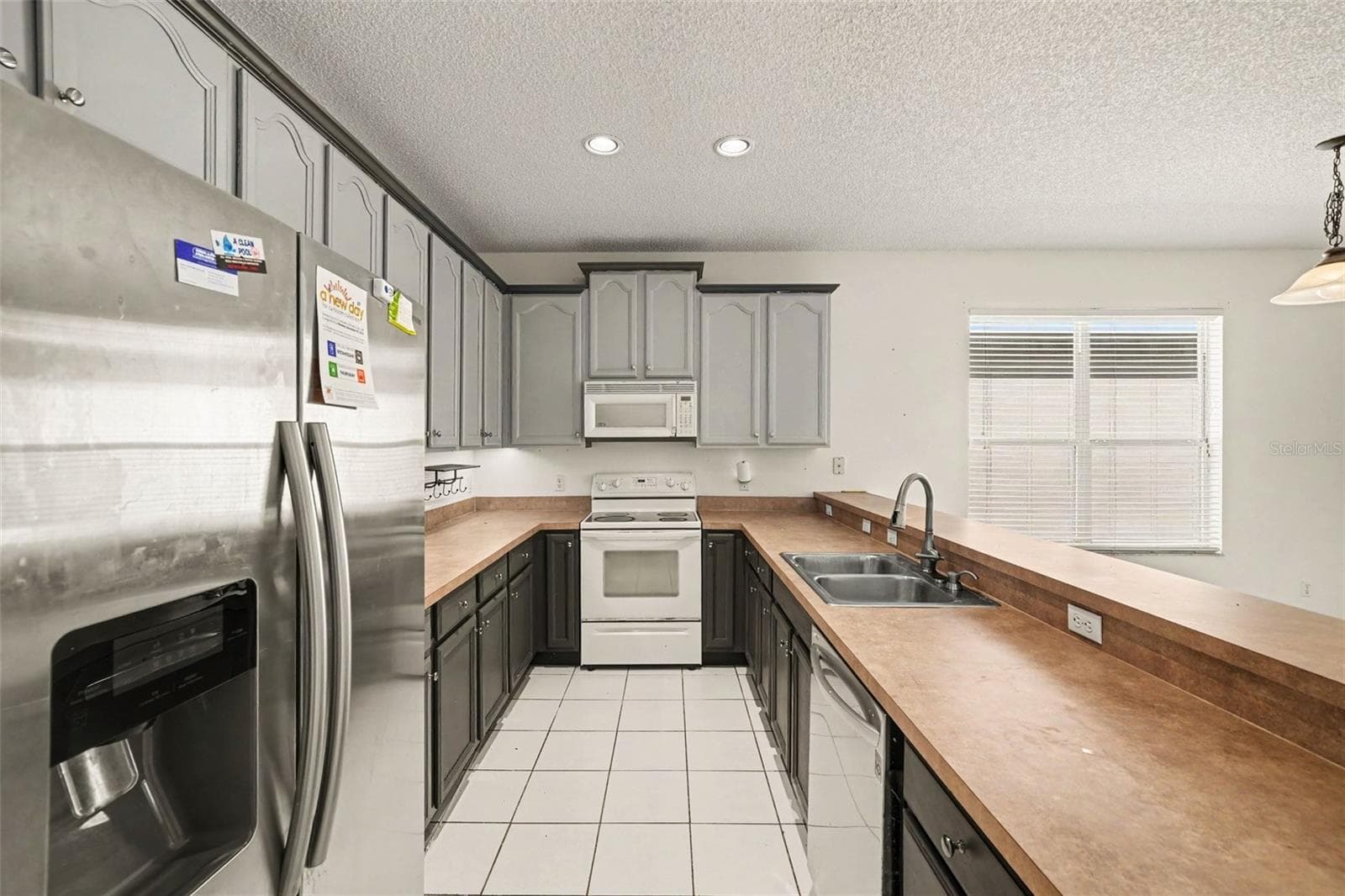 Single Family Residence at 8257 BAYWOOD VISTA DR, ORLANDO, photo 16 of 33