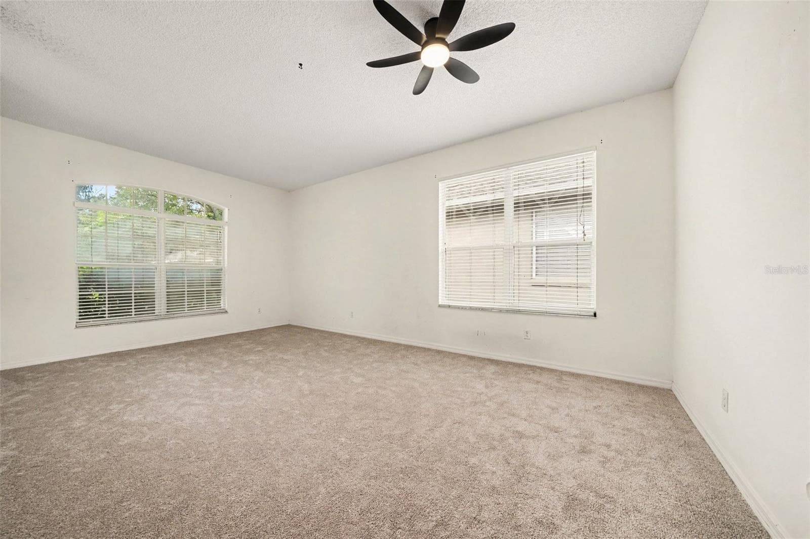 Single Family Residence at 8257 BAYWOOD VISTA DR, ORLANDO, photo 19 of 33