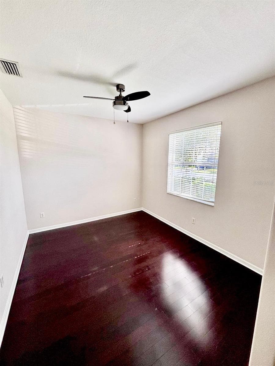 Single Family Residence at 4004 LANGDRUM DR, WESLEY CHAPEL, photo 8 of 19