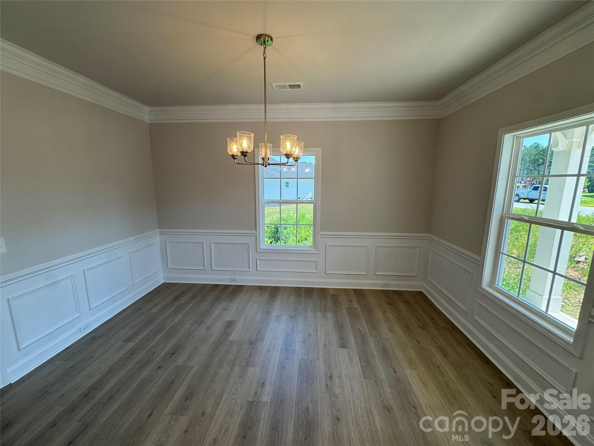 Single Family Residence at 1546 Autumn Lane, York, photo 4 of 38