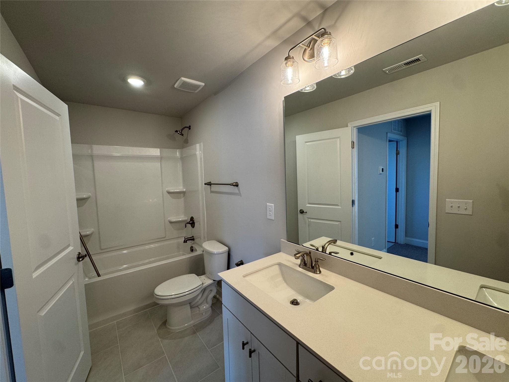 Single Family Residence at 1546 Autumn Lane, York, photo 15 of 38
