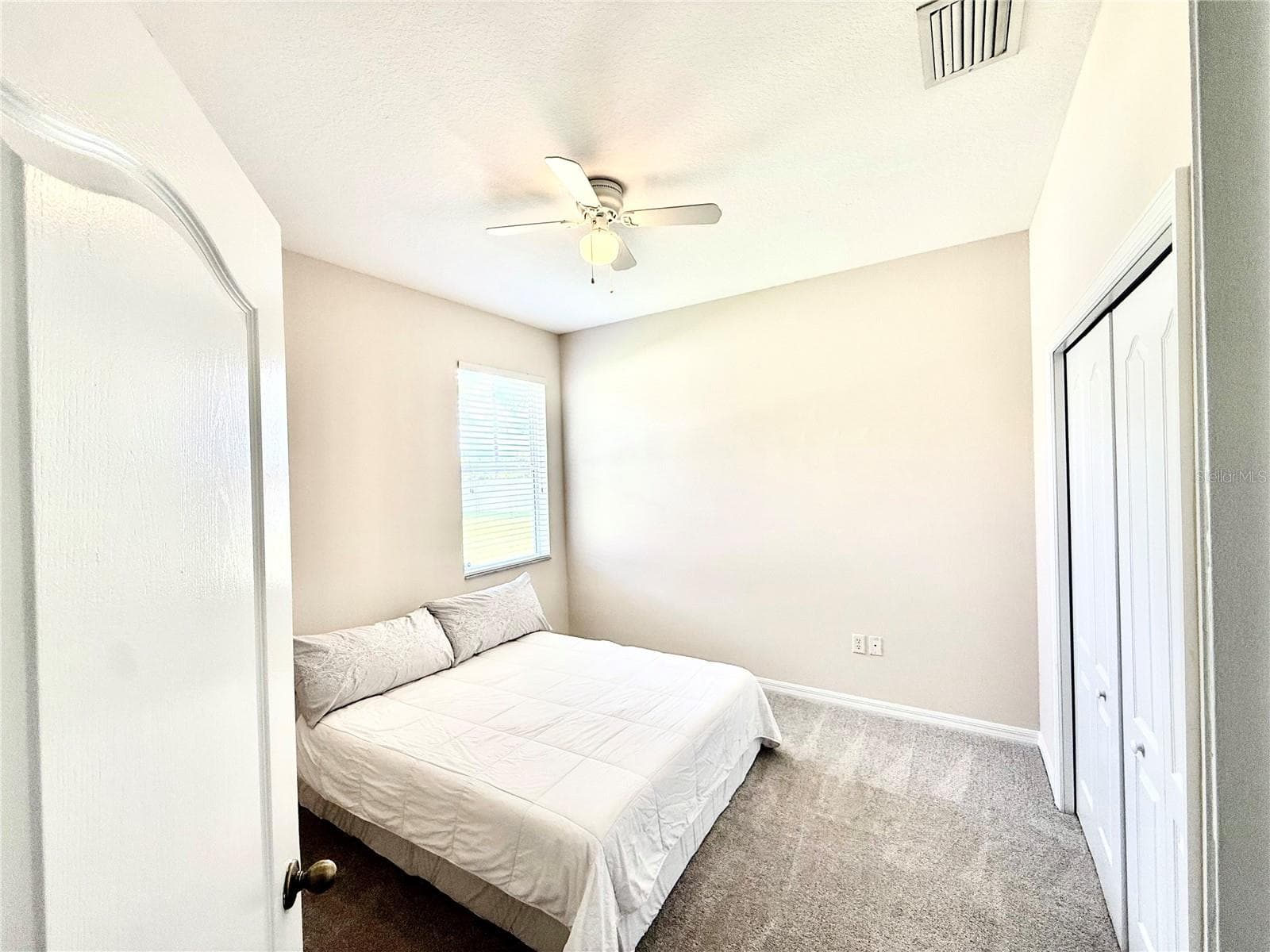 Single Family Residence at 4004 LANGDRUM DR, WESLEY CHAPEL, photo 16 of 19