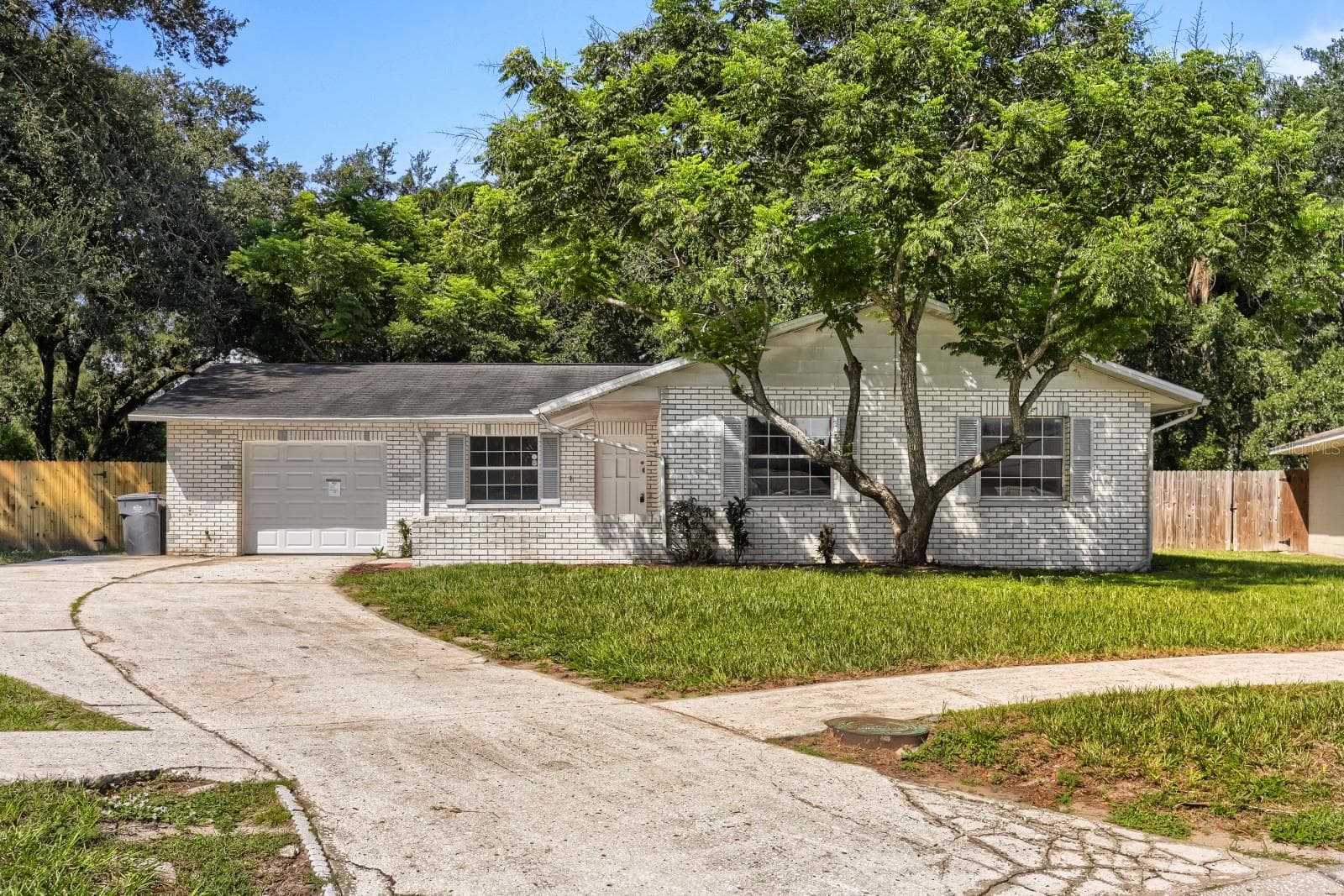 1418 OAK VALLEY DR