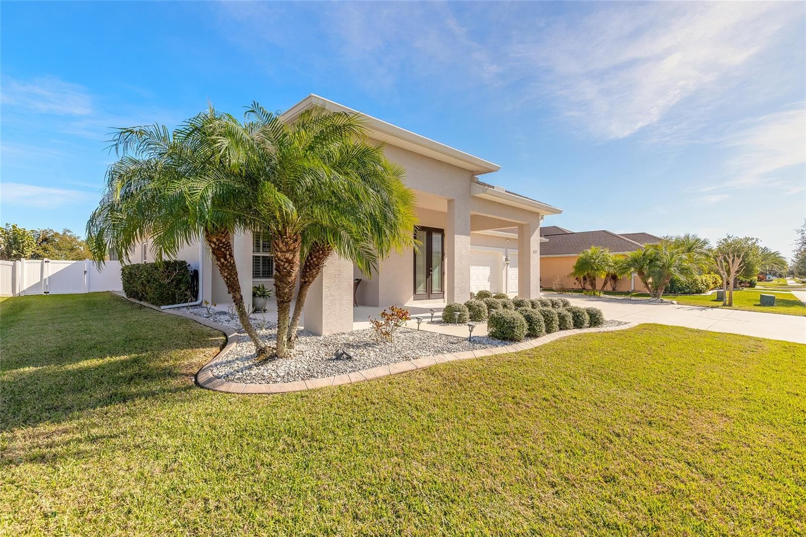Single Family Residence at 527 LUNA BELLA LN, NEW SMYRNA BEACH, photo 3 of 56