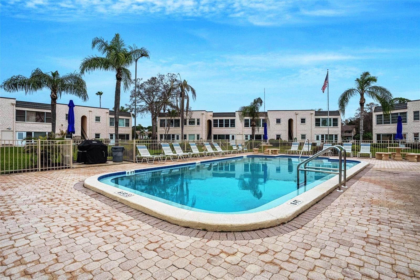 Heated/Cooled Pool - 112 ELMWOOD CIR #112, SEMINOLE