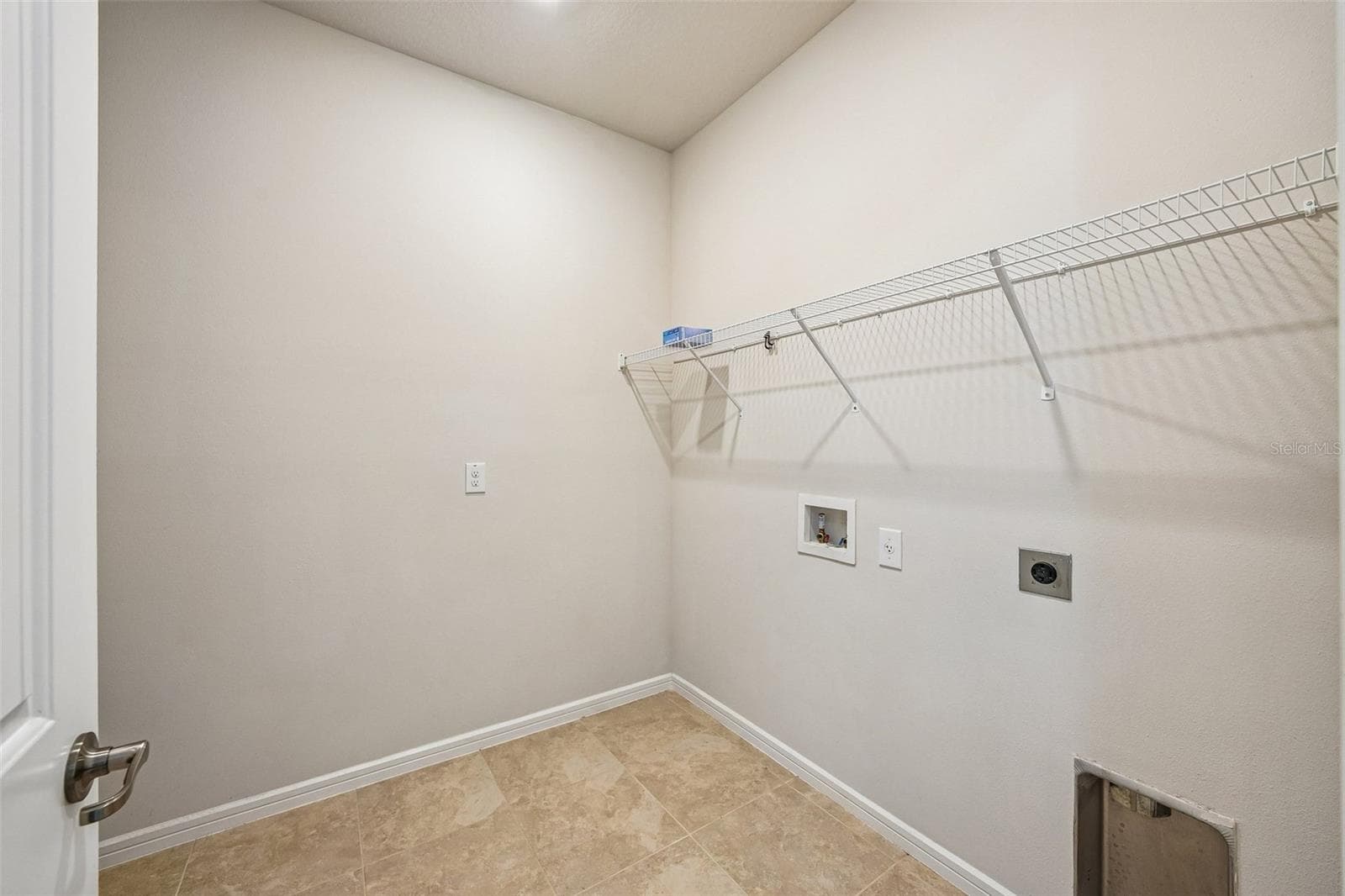Single Family Residence at 4613 DOVER BLUFF CT, VALRICO, photo 17 of 27