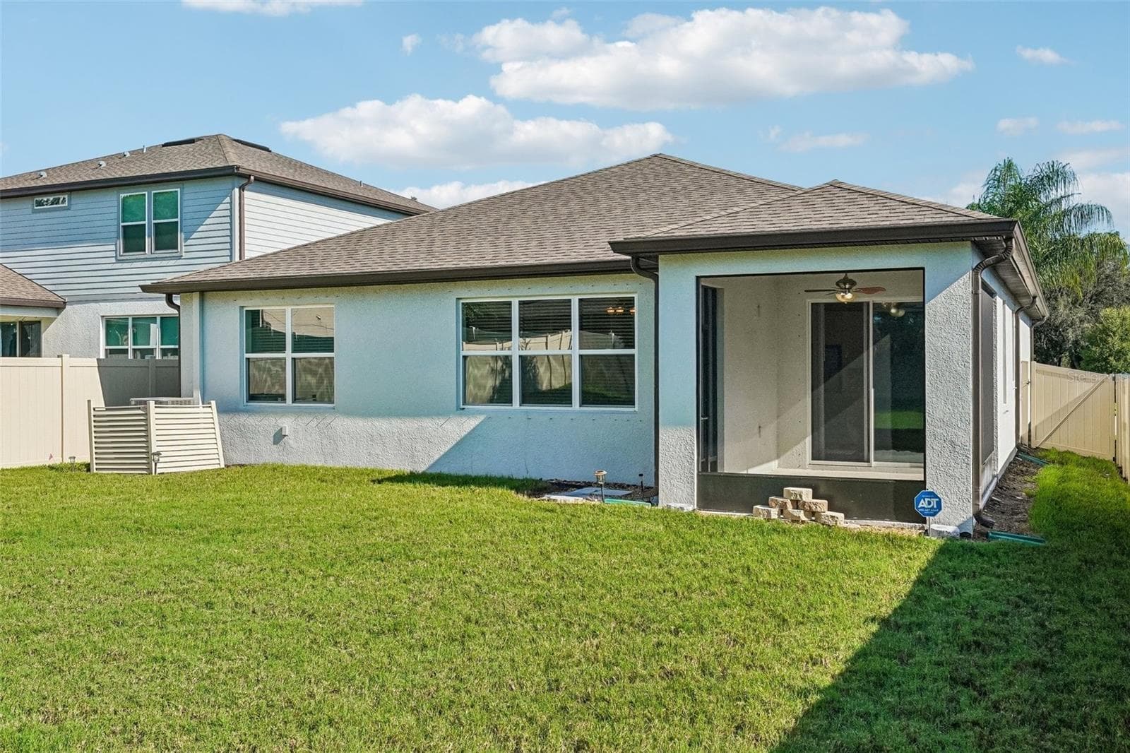 Single Family Residence at 4613 DOVER BLUFF CT, VALRICO, photo 24 of 27