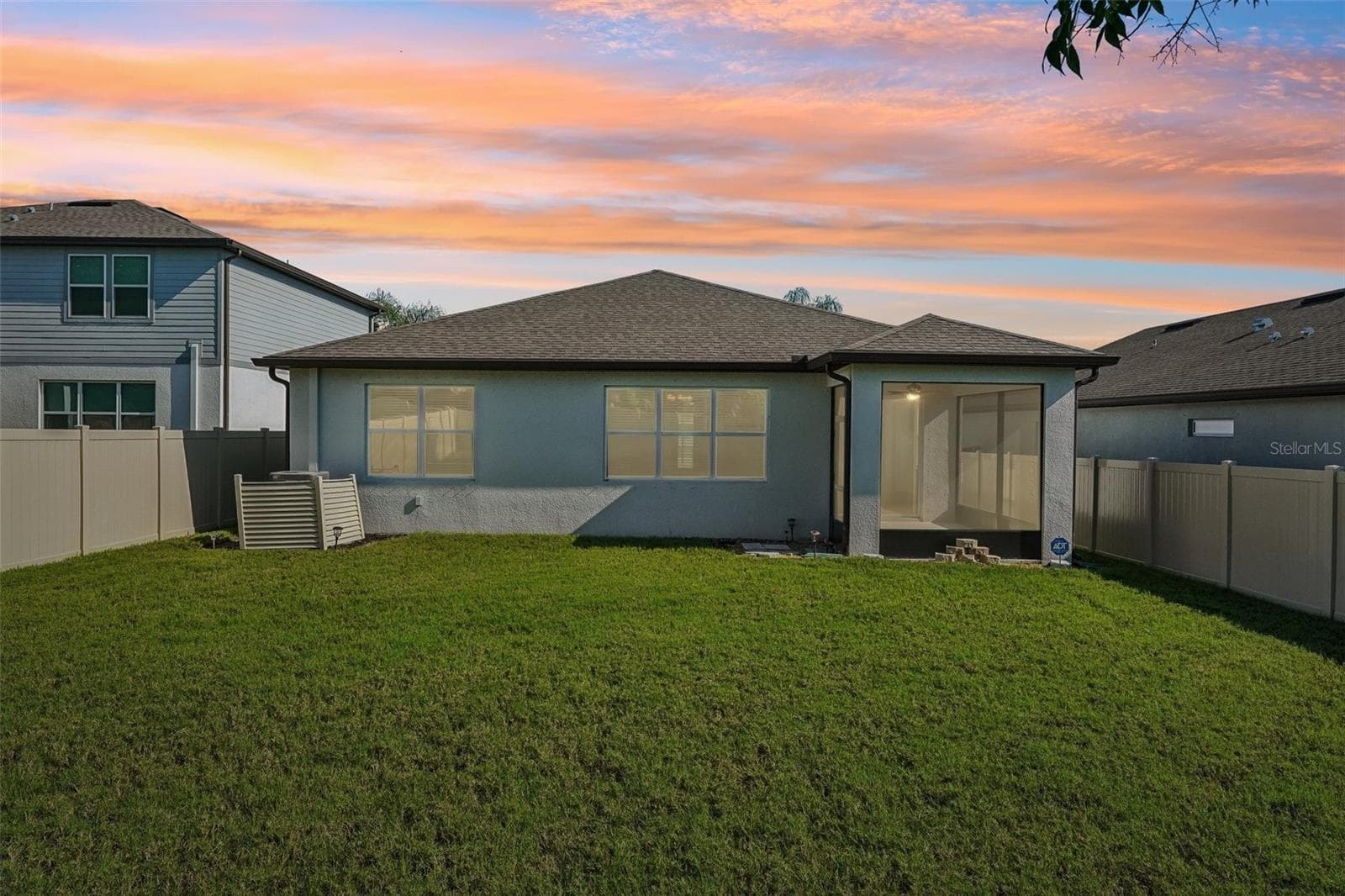 Single Family Residence at 4613 DOVER BLUFF CT, VALRICO, photo 25 of 27