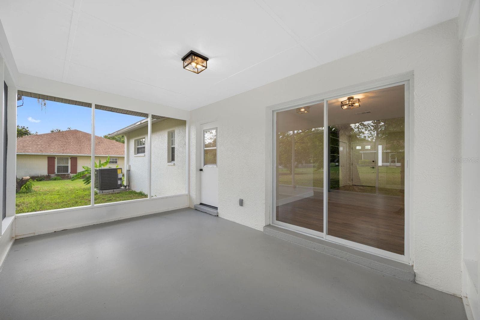 Single Family Residence at 11836 ORANGE ST, SAN ANTONIO, photo 32 of 42