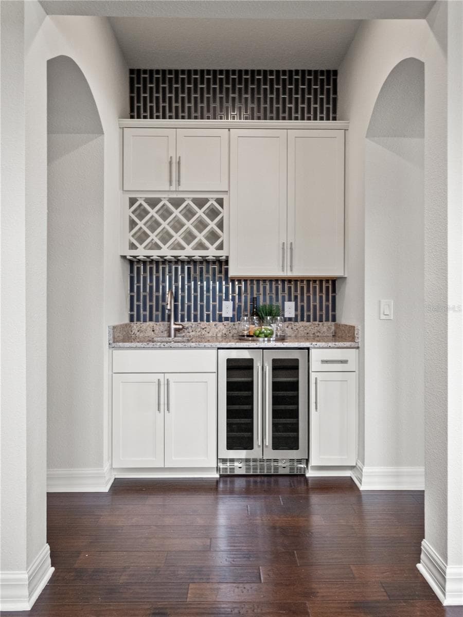 Wet Bar - 11244 LEMON LK, ORLANDO