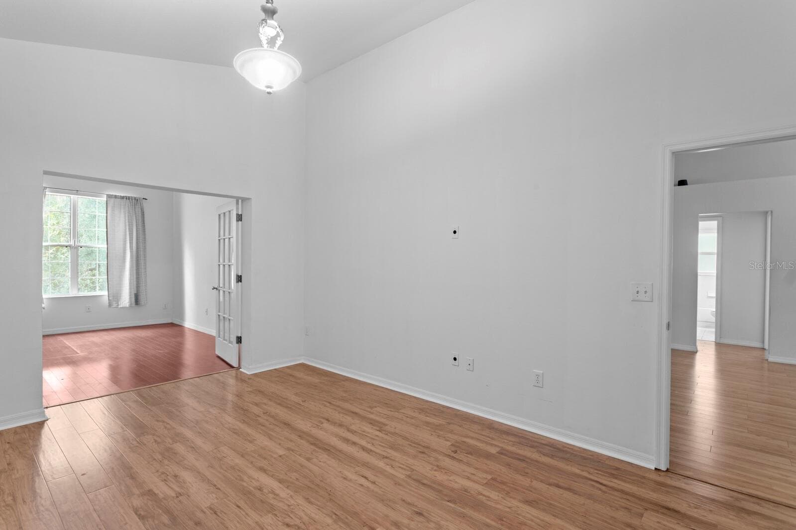 Single Family Residence at 10420 SPRINGROSE DR, TAMPA, photo 13 of 30