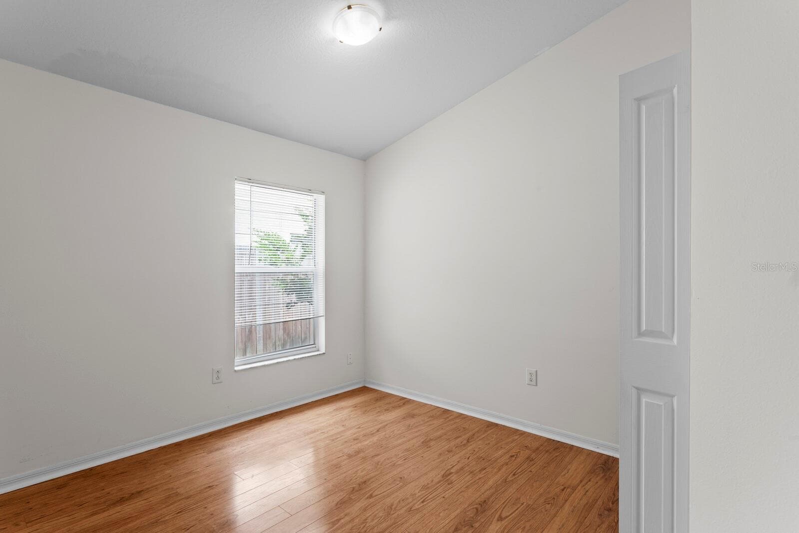 Single Family Residence at 10420 SPRINGROSE DR, TAMPA, photo 20 of 30