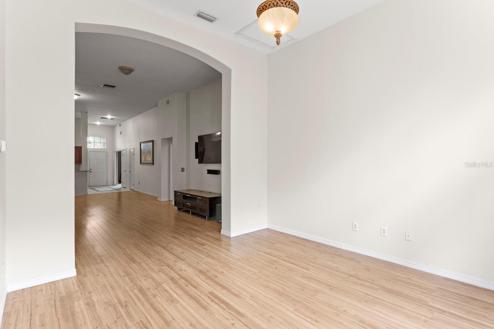 Single Family Residence at 10420 SPRINGROSE DR, TAMPA, photo 24 of 30