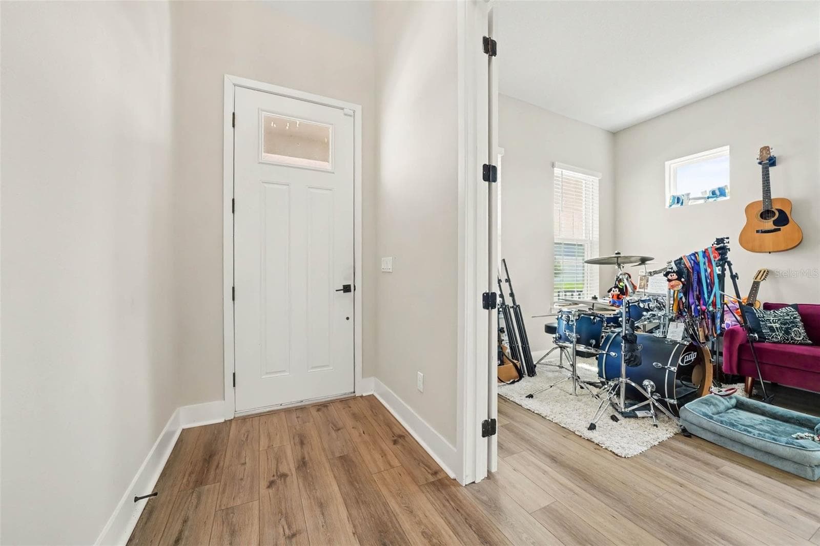 Single Family Residence at 16260 SILVER GROVE BLVD, WINTER GARDEN, photo 4 of 51