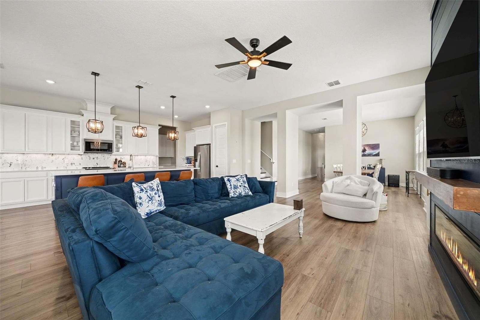Single Family Residence at 16260 SILVER GROVE BLVD, WINTER GARDEN, photo 7 of 51