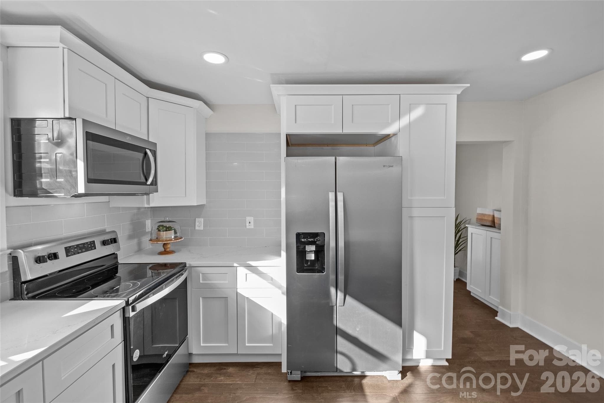 Single Family Residence at 691 Gibson Drive NW, Concord, photo 12 of 29