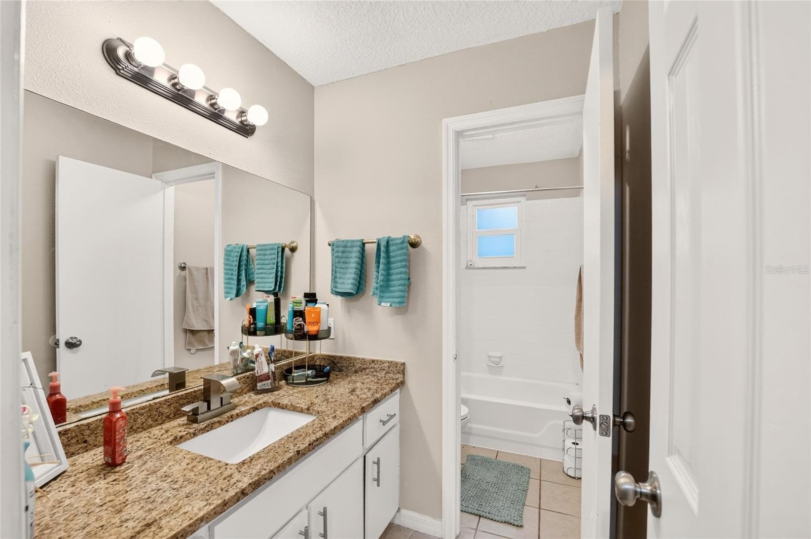 Guest Bath - 5721 NW 62ND AVE NW, OCALA