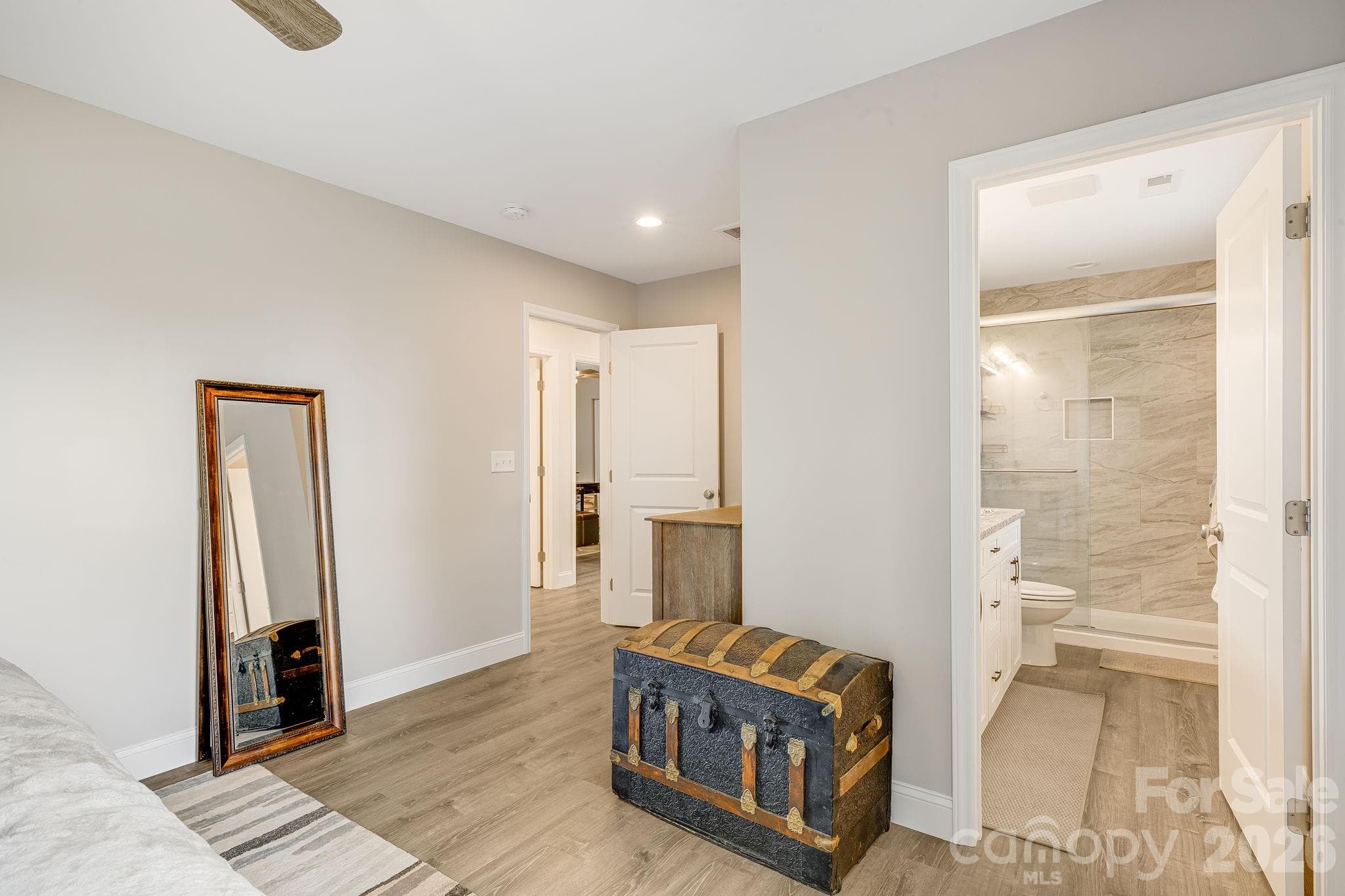 Single Family Residence at 398 Point Hope Lane, Hendersonville, photo 22 of 38