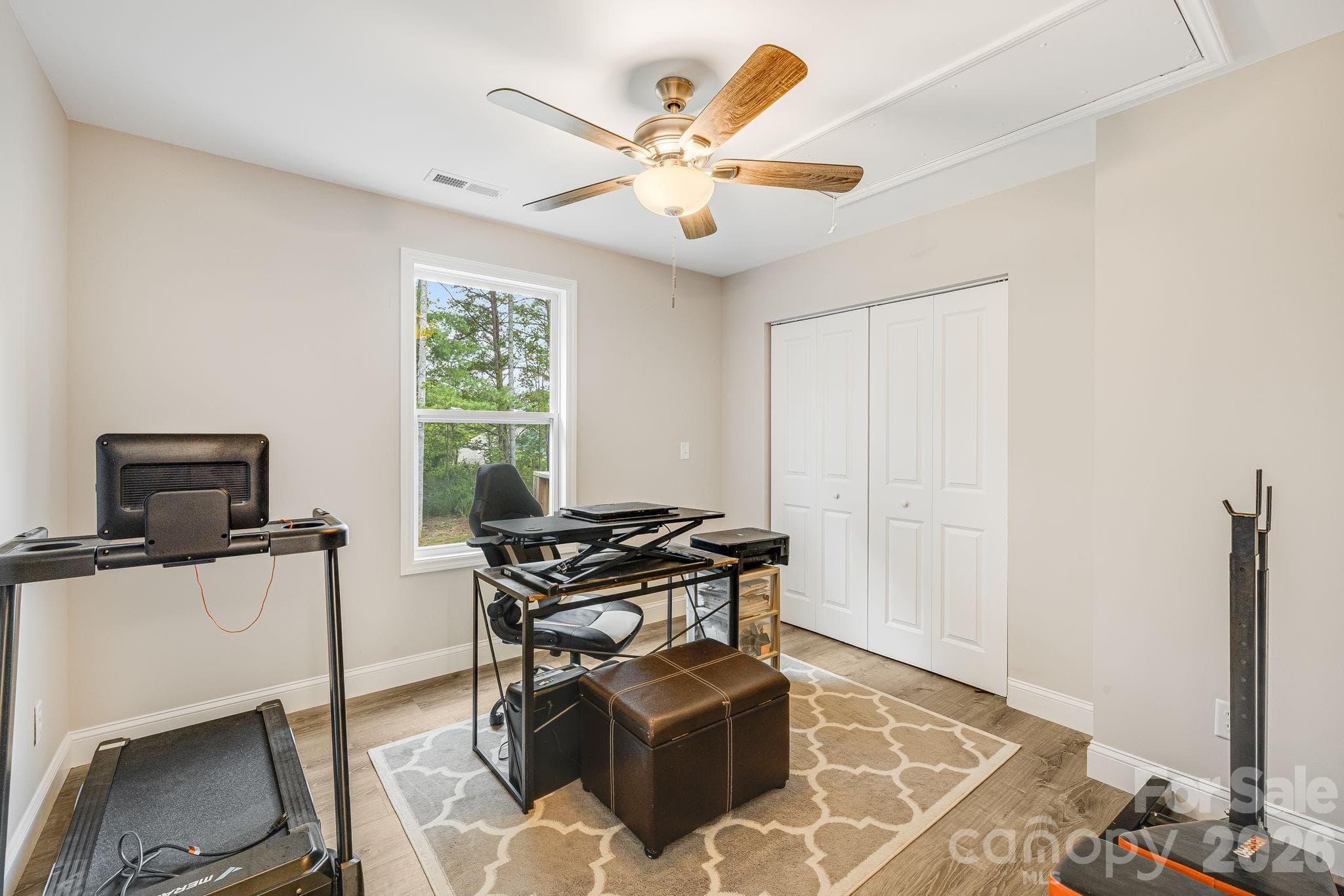 Single Family Residence at 398 Point Hope Lane, Hendersonville, photo 30 of 38