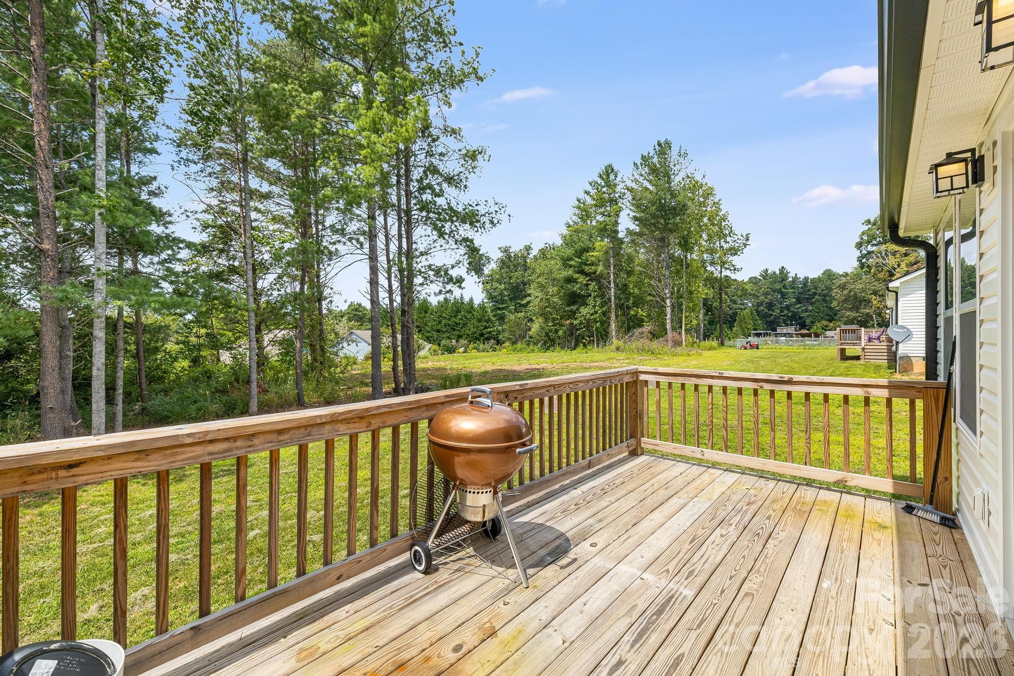Single Family Residence at 398 Point Hope Lane, Hendersonville, photo 33 of 38