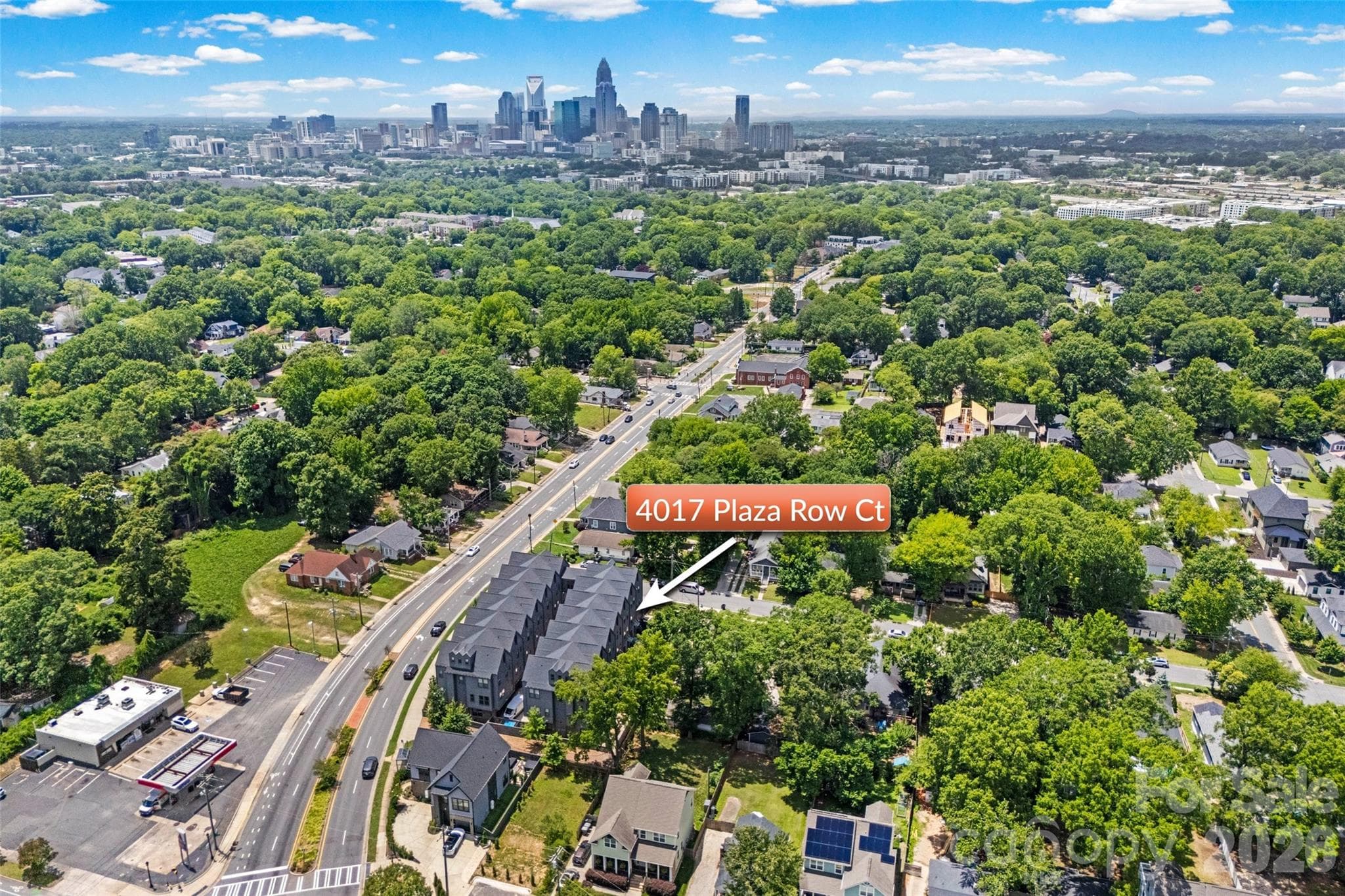 Minutes from Uptown with Plaza Midwood and NoDa just around the corner - 4017 Plaza Row Court, Charlotte