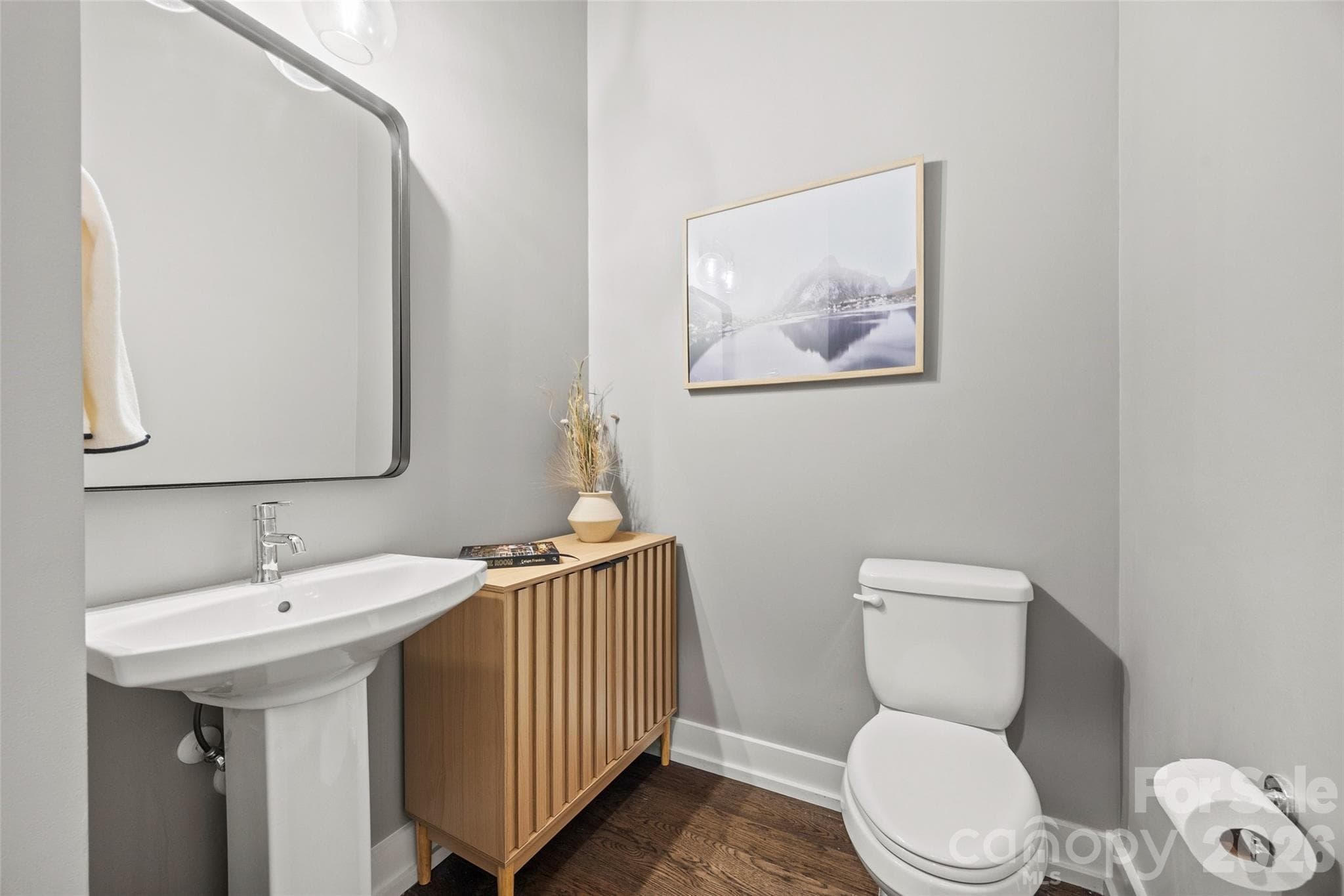 Convenient main-level powder bath - 4017 Plaza Row Court, Charlotte