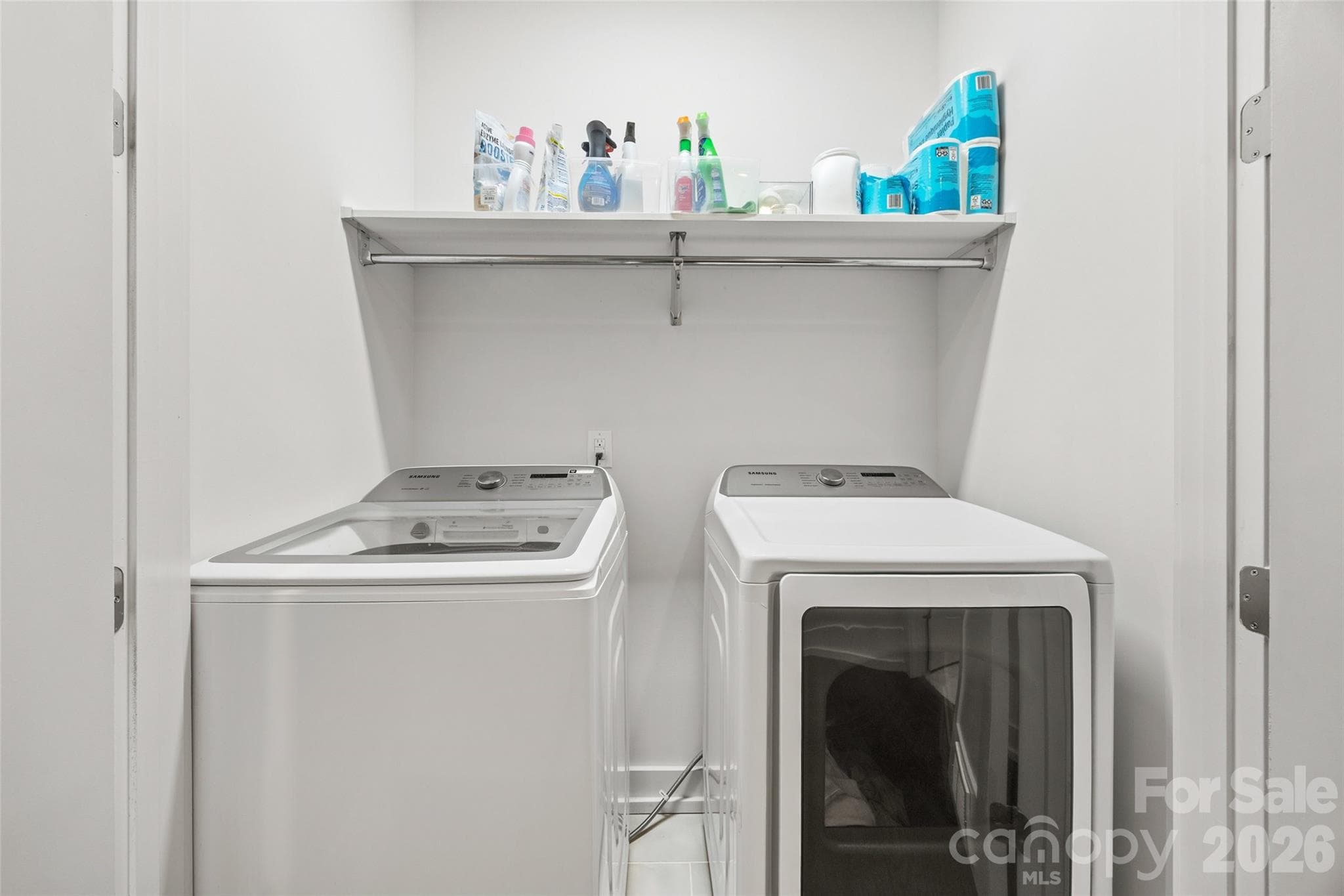Convenient third-floor laundry - 4017 Plaza Row Court, Charlotte