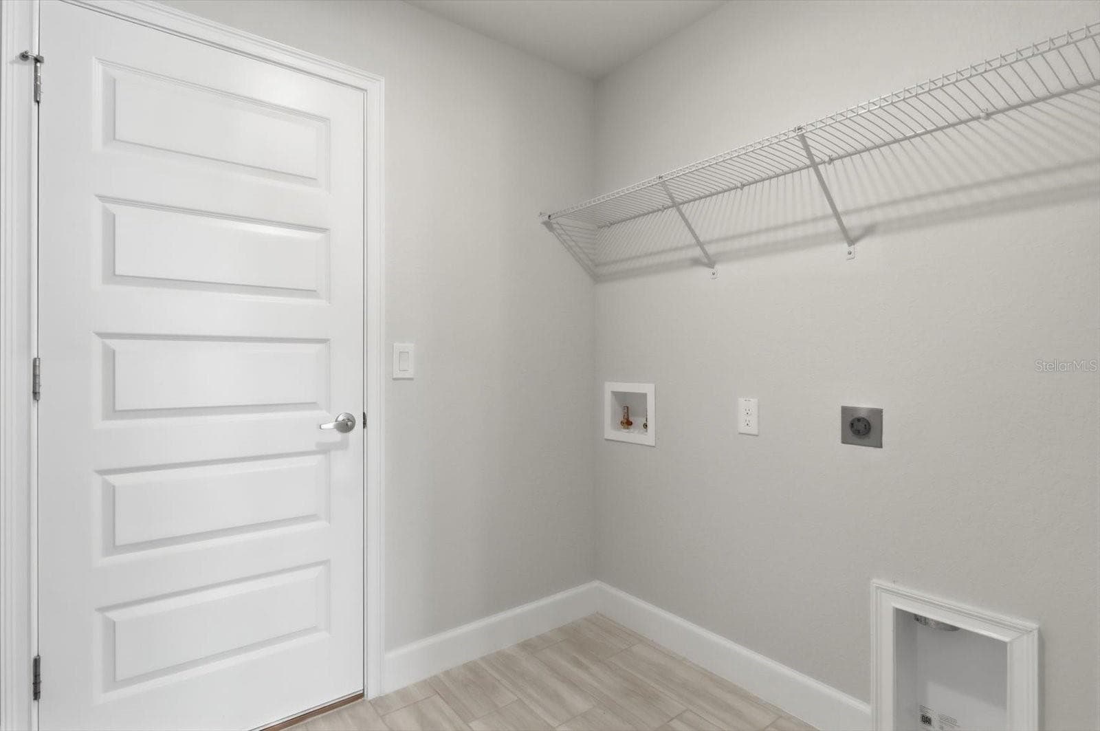 Single Family Residence at 336 W REXFORD DR, BEVERLY HILLS, photo 35 of 53