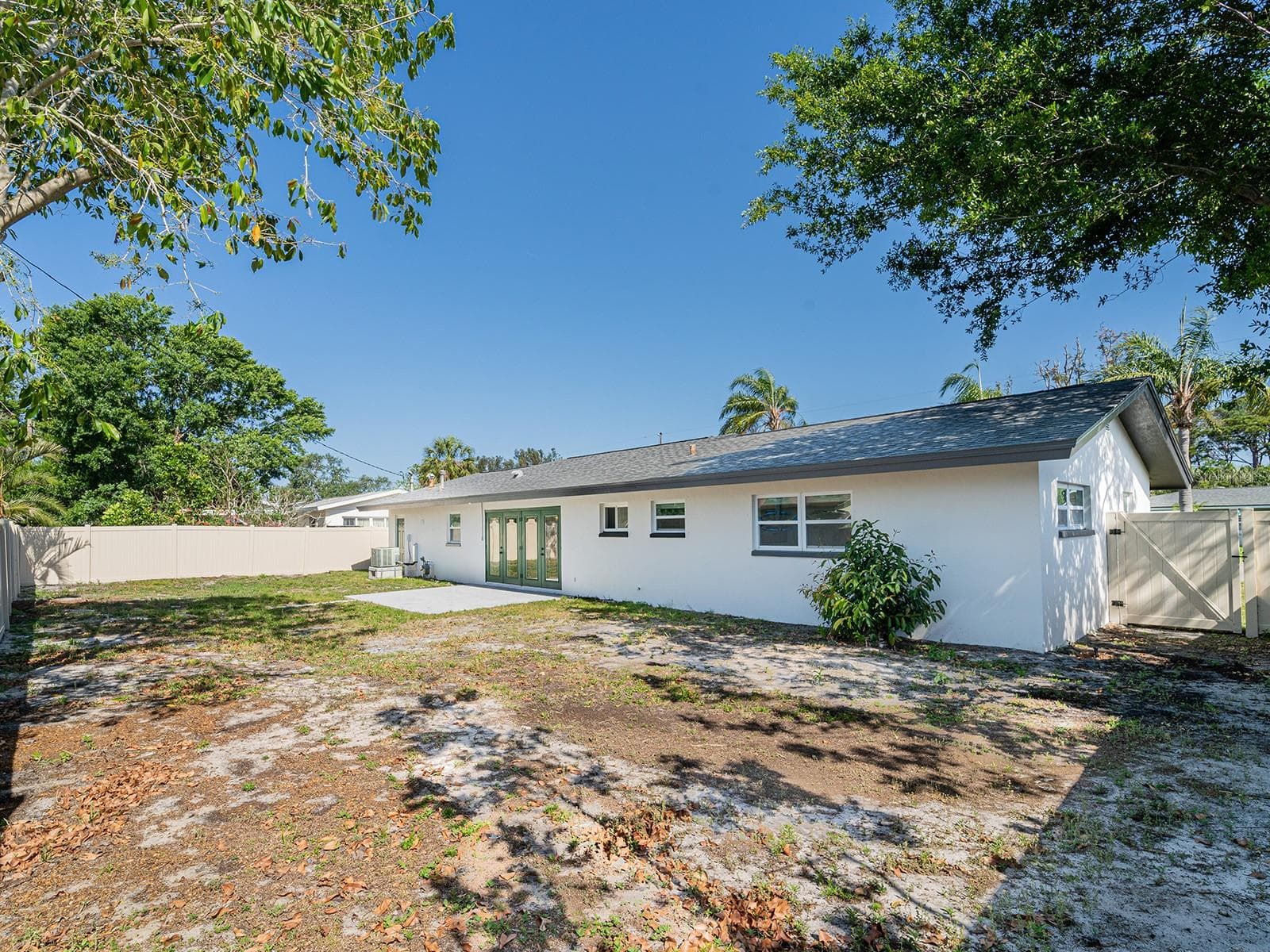 Single Family Residence at 352 79TH AVE NE, ST PETERSBURG, photo 24 of 39