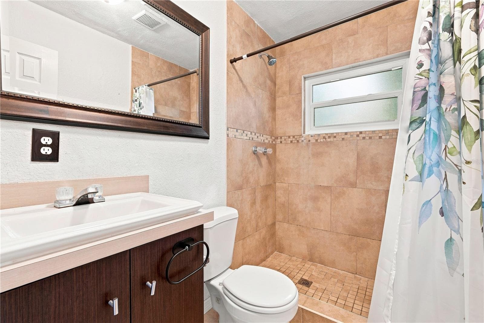 Single Family Residence at 3410 CALUMET DR, ORLANDO, photo 12 of 31