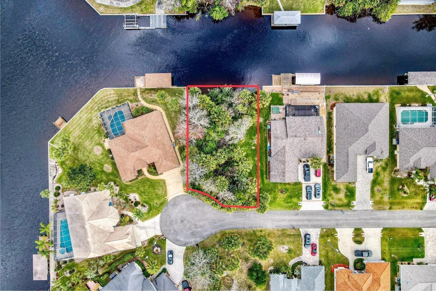 16 CRANDON CT