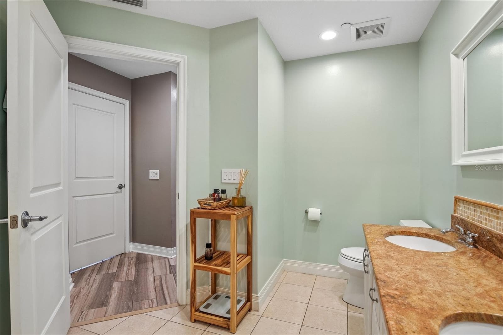 Condominium at 1209 E CUMBERLAND AVE #603, TAMPA, photo 23 of 45