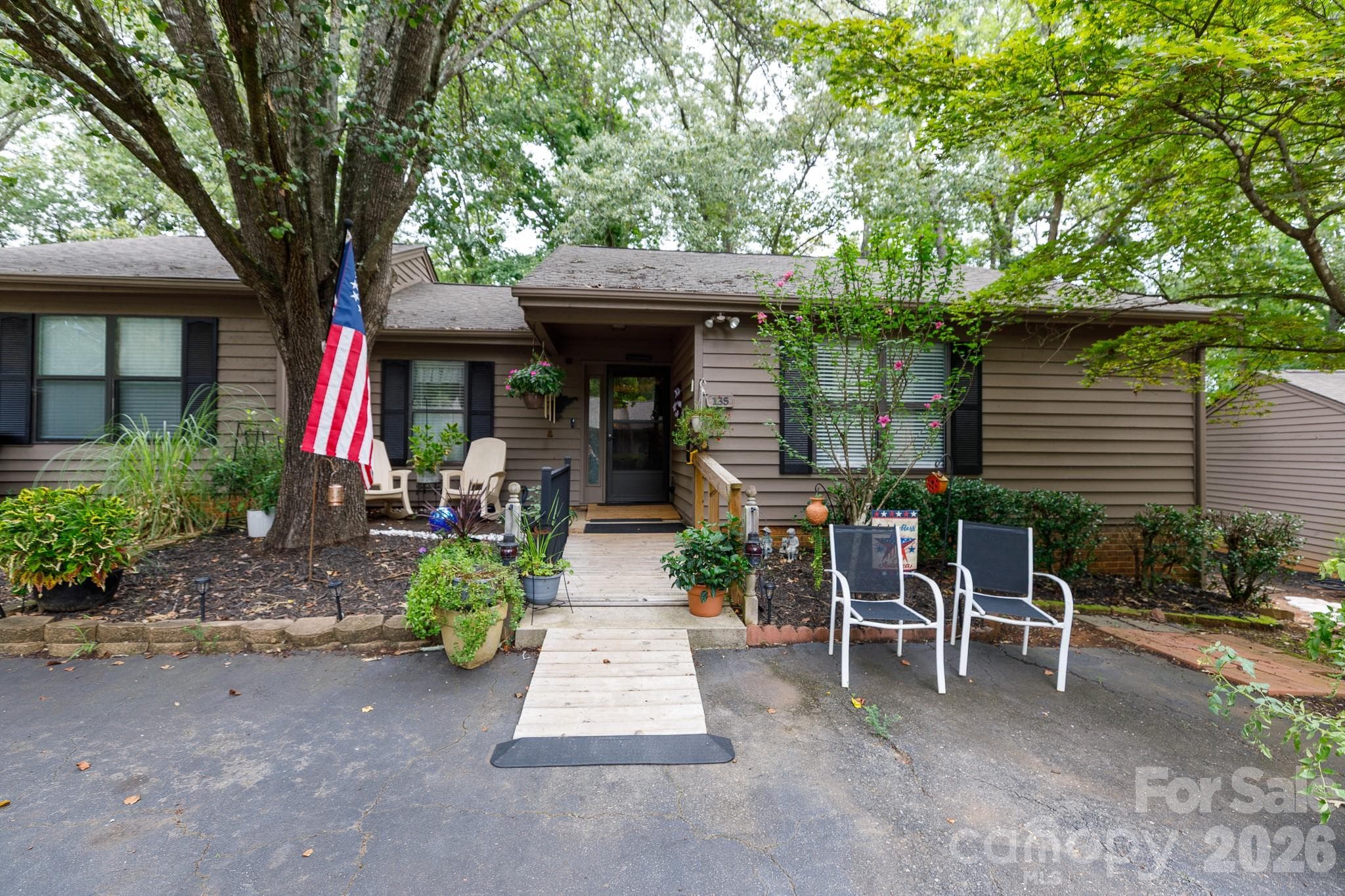 135 Cedar Hollow Street