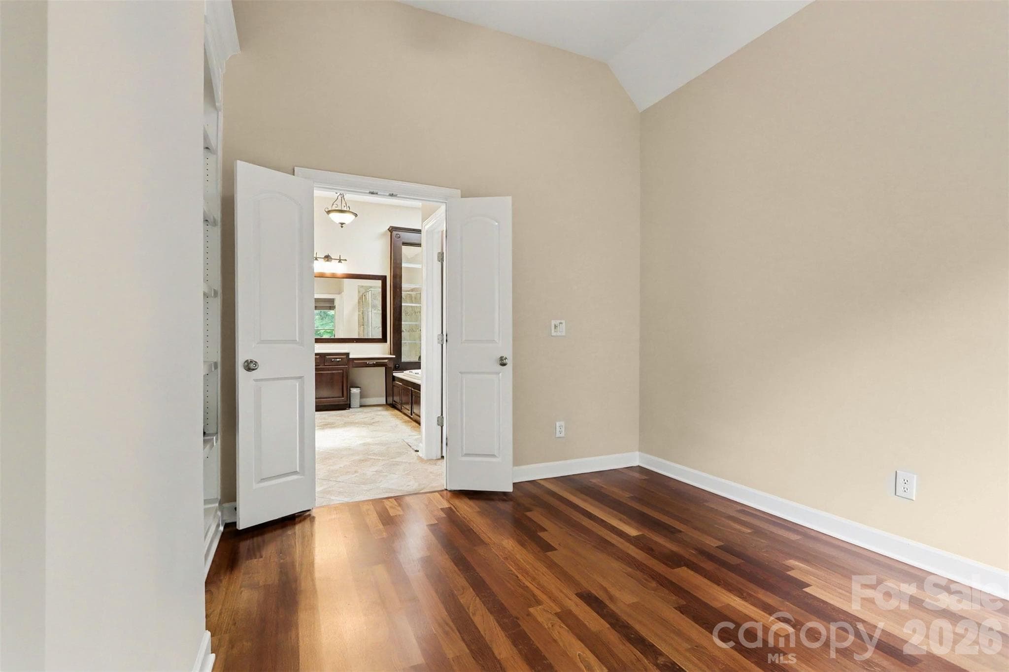 Single Family Residence at 11009 Emerald Wood Drive, Huntersville, photo 18 of 48