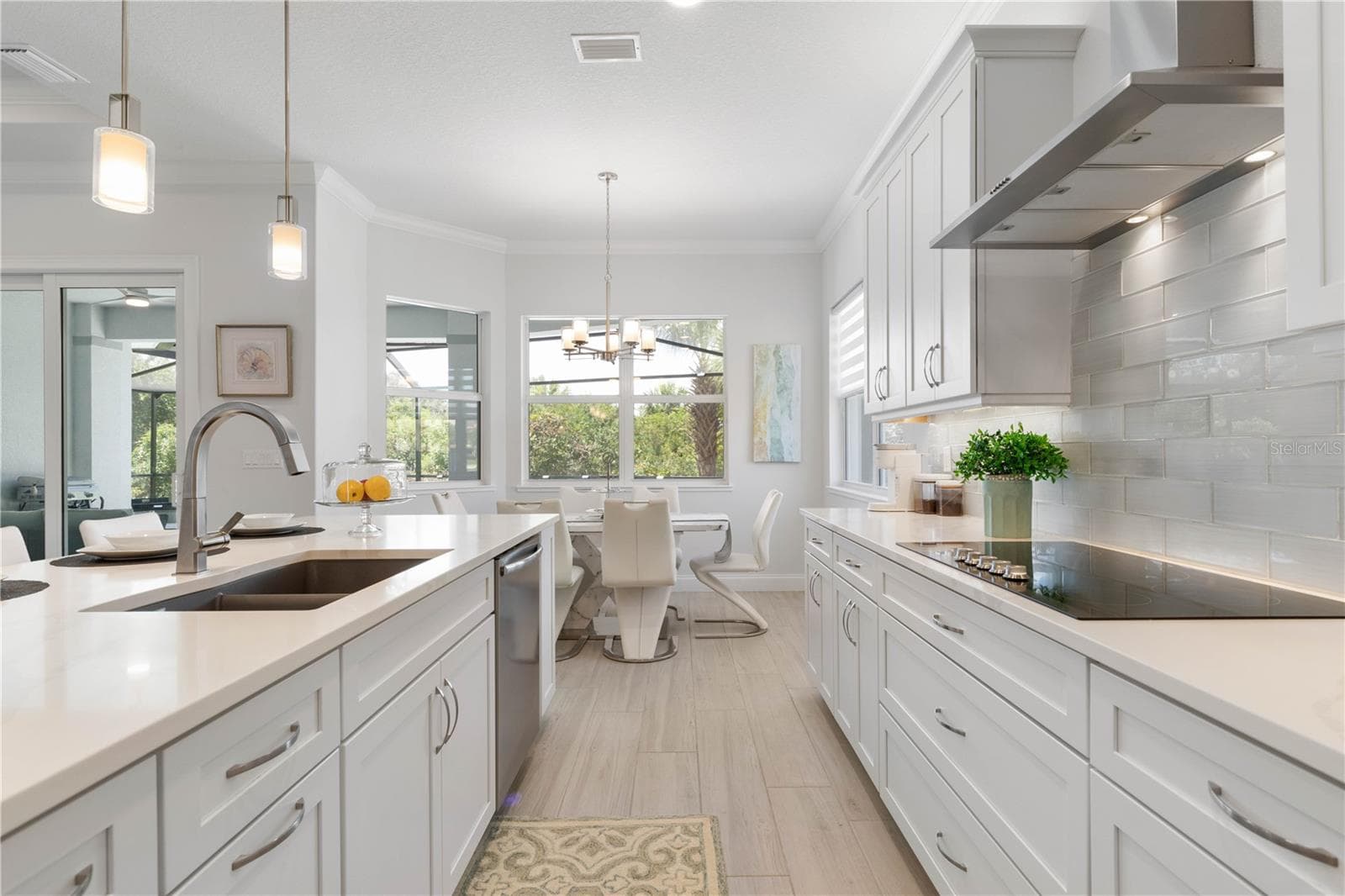 Modern electric cooktop and stainless steel hood - 23 OCEAN RIDGE BLVD N, PALM COAST