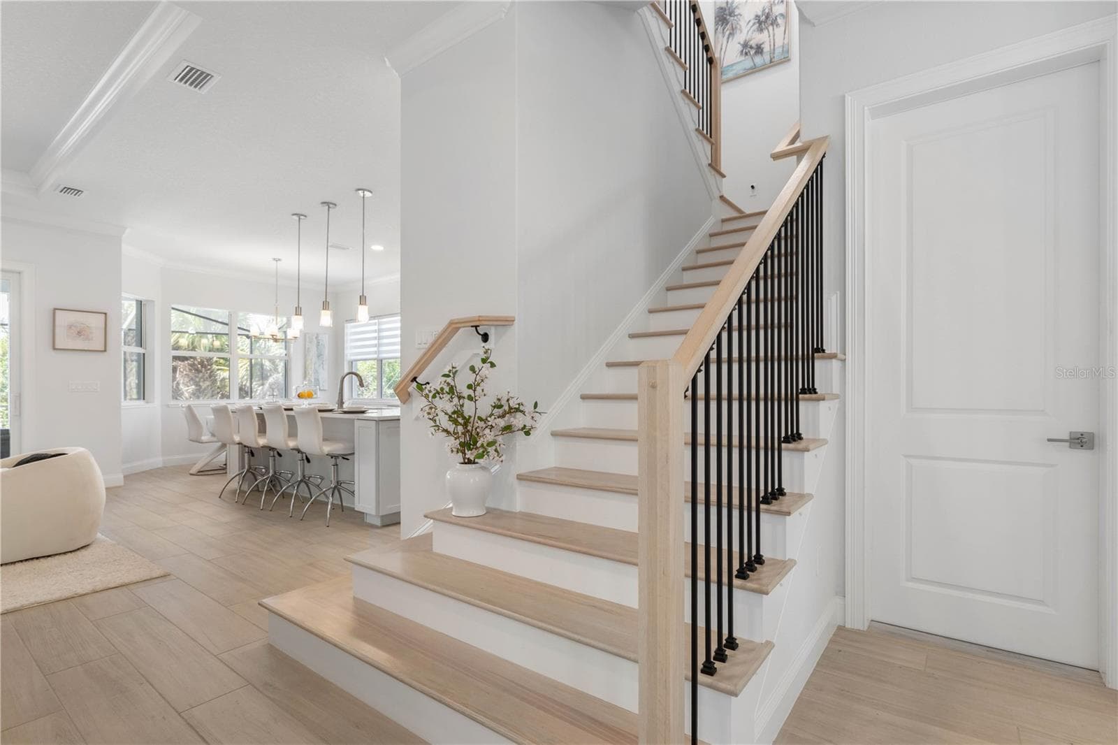 Wood and iron staircase - 23 OCEAN RIDGE BLVD N, PALM COAST