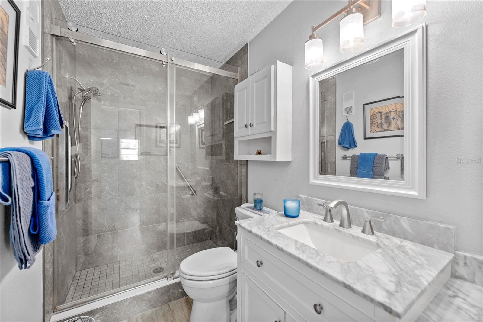 Freshly updated Primary Bathroom-lovely! - 5970 80TH ST N #309, ST PETERSBURG