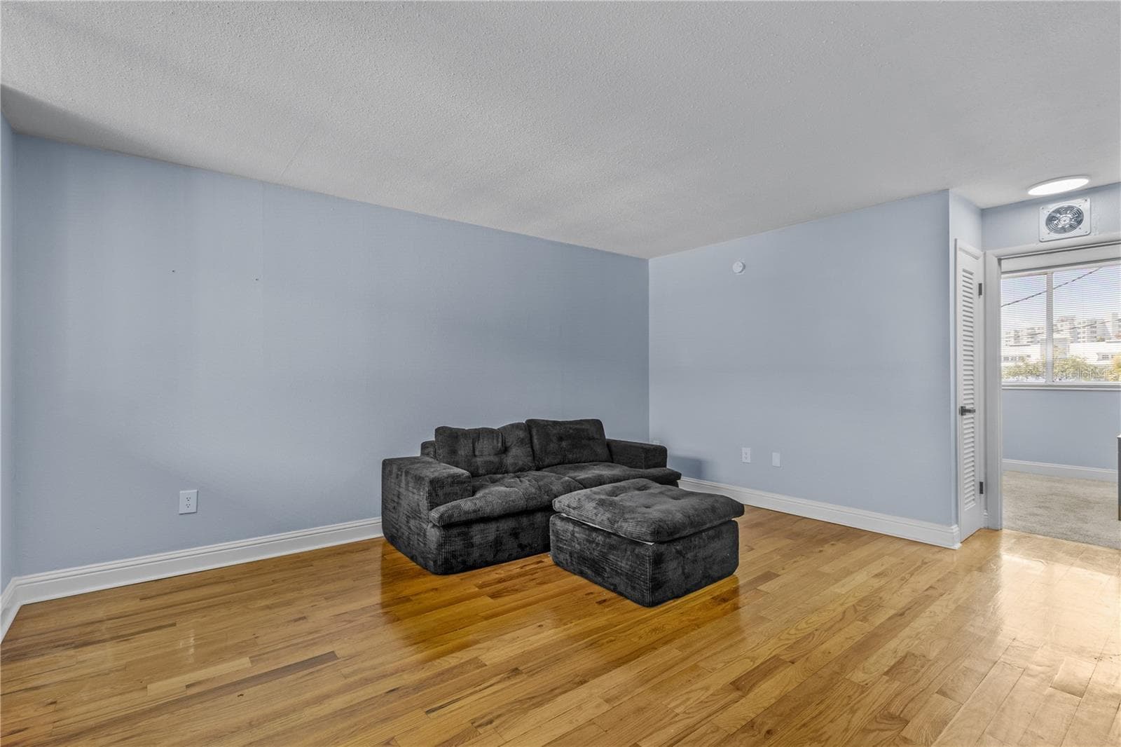 Condominium at 1301 S HOWARD AVE #B18, TAMPA, photo 6 of 28
