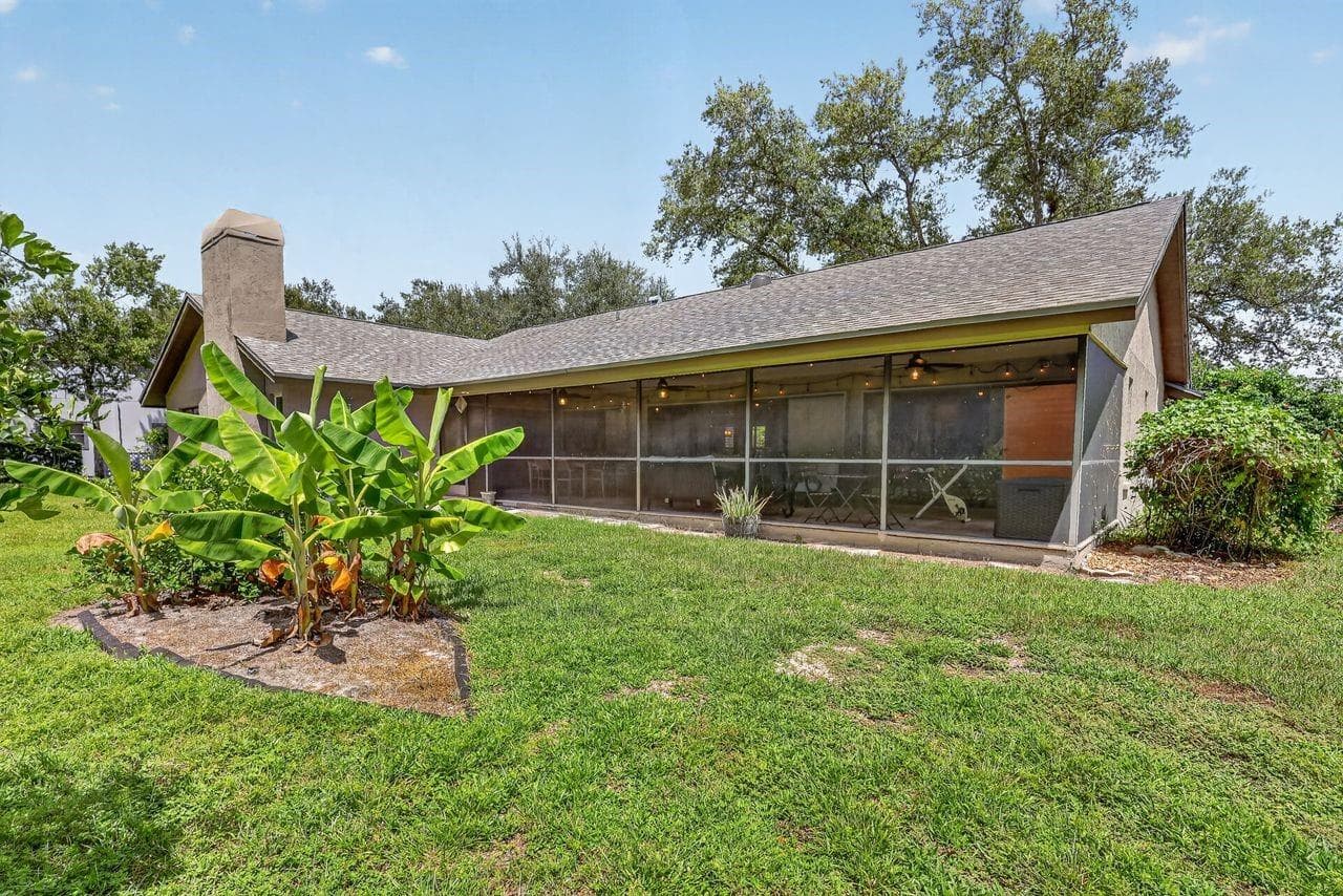 Single Family Residence at 4395 OAK VIEW DR, SARASOTA, photo 48 of 83