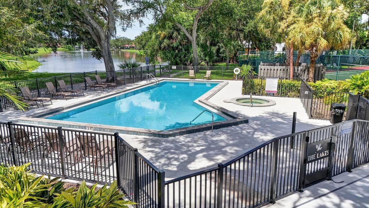 Single Family Residence at 4395 OAK VIEW DR, SARASOTA, photo 2 of 83