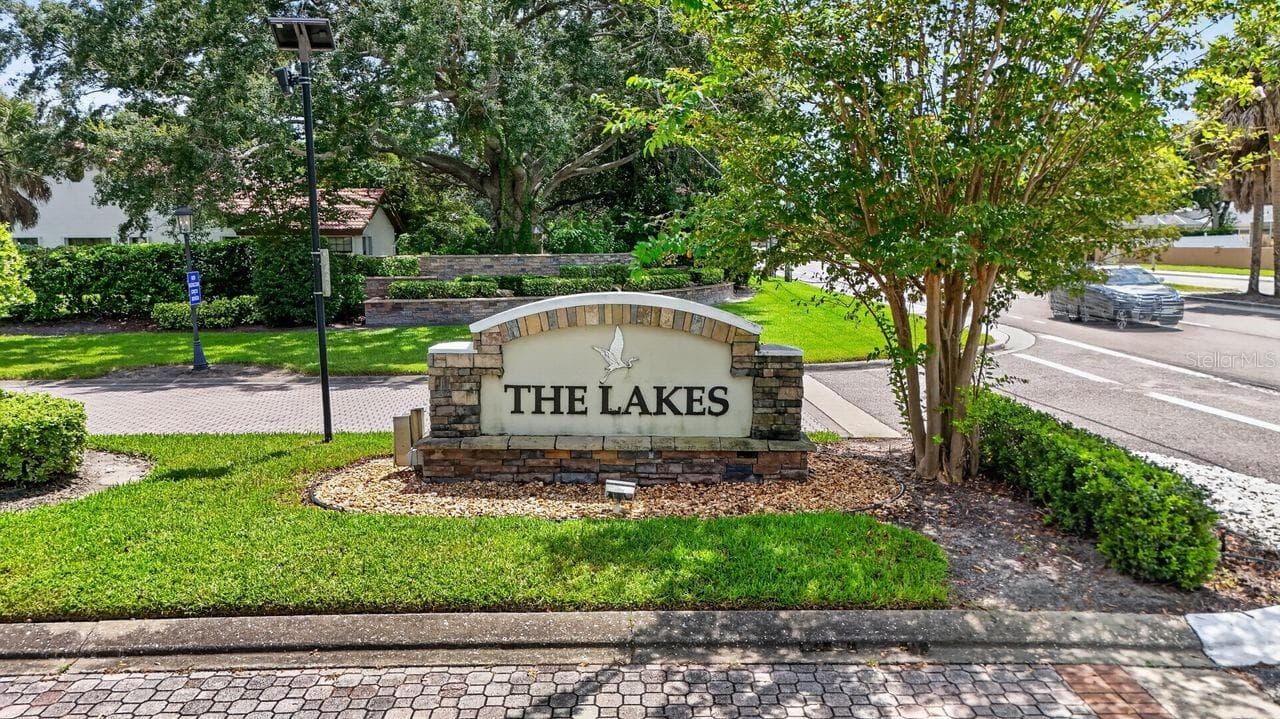 Single Family Residence at 4395 OAK VIEW DR, SARASOTA, photo 70 of 83