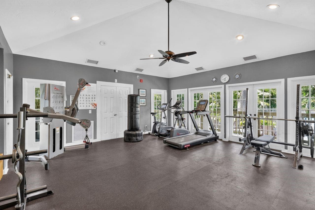 Single Family Residence at 4395 OAK VIEW DR, SARASOTA, photo 72 of 83