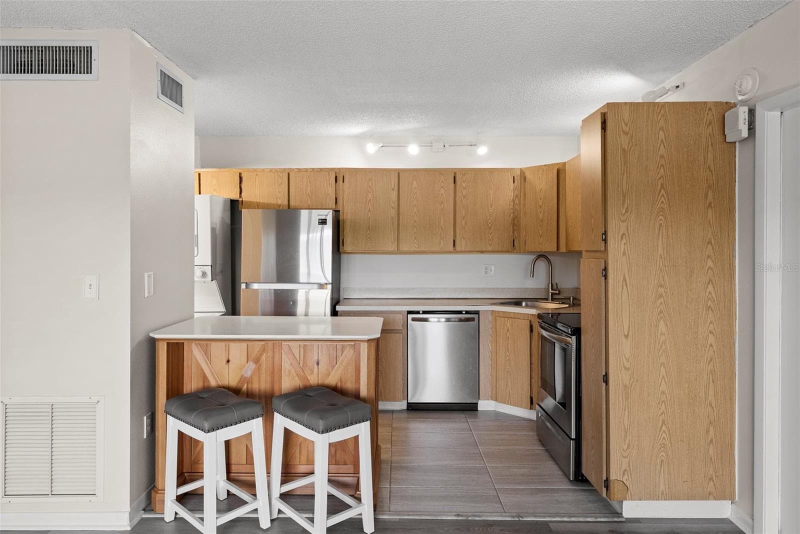Condominium at 1423 PINE GLEN LN #C1, TARPON SPRINGS, photo 6 of 47
