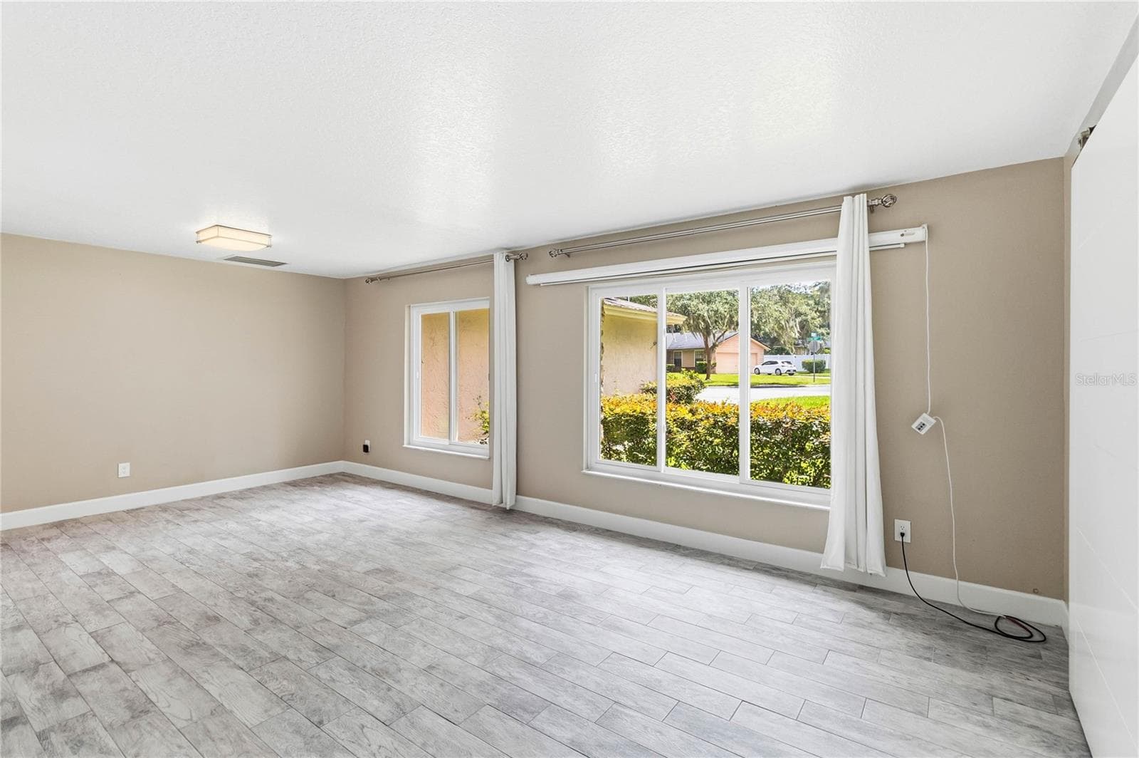 Single Family Residence at 169 DUNCAN TRL, LONGWOOD, photo 7 of 36
